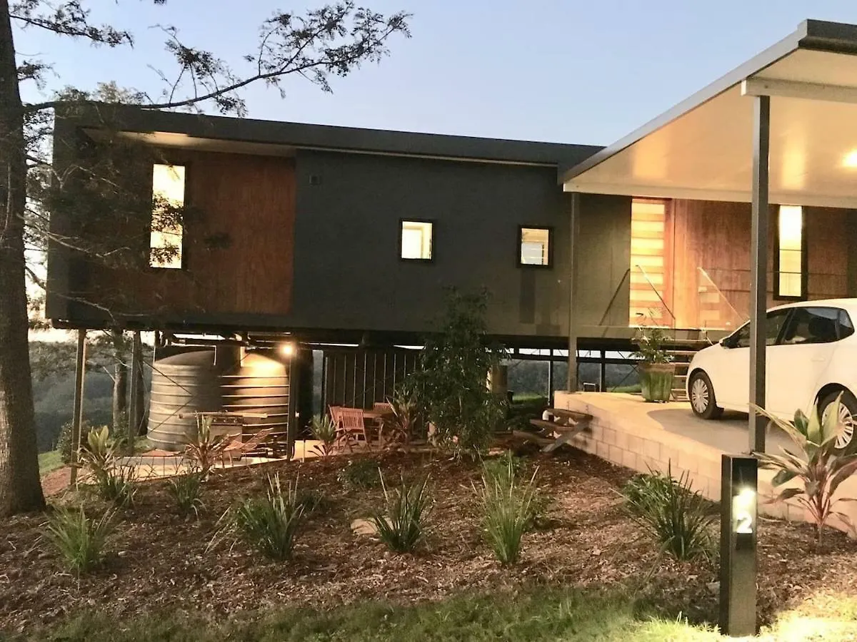 Scandinavian Cabin - Maleny - One Bedroom 빌라